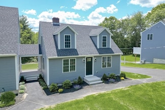 1407 Main St Unit 2, Hanson, MA 02341