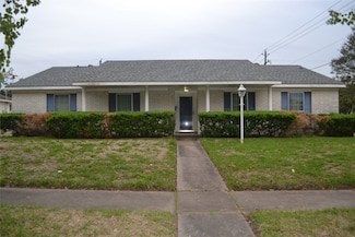 8927 Sharpcrest St, Houston, TX 77036