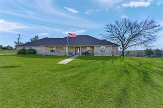 198 Friendship Cir, Bells, TX 75414