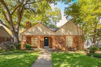 2219 Carnes St, Dallas, TX 75208