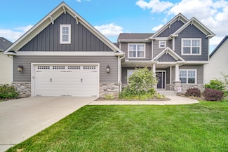 10099 Norwich Dr, Munster, IN 46321