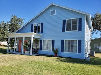 4042 Loop 1781, Rockport, TX 78382