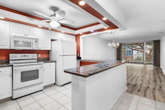 2008 S Federal Hwy Unit 2060, Boynton Beach, FL 33435