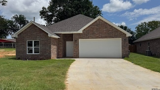 1301 Berkli Cove, Whitehouse, TX 75791