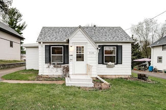 824 9th Ave SW, Faribault, MN 55021