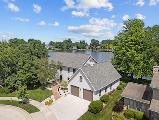 1960 Cliffview Ct, Oshkosh, WI 54901