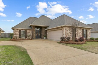 136 Amethyst Dr, Brandon, MS 39047
