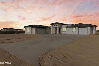 3719 S 335th Ave, Tonopah, AZ 85354