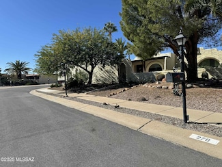 280 S Circulo Napa, Green Valley, AZ 85614