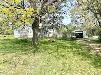 10185 99th St SE, Oakes, ND 58474