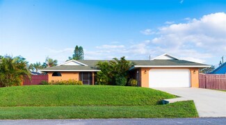 2001 SE Benedictine St, Port Saint Lucie, FL 34983