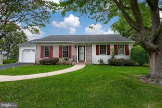 105 Florentine Dr, Willow Street, PA 17584