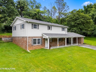 1423 E East Jackson Cir, Morristown, TN 37813