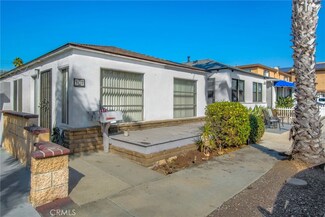 307 8th St, Seal Beach, CA 90740