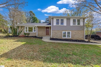 24 N Harbor Dr, Greenville, SC 29611