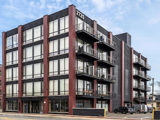 2725 Thatcher Ave Unit 210, River Grove, IL 60171