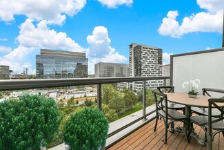 2 Earhart St Unit T917, Cambridge, MA 02141