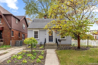 23127 Beech St, Dearborn, MI 48124