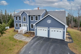 183 Skyline Rd, Bangor, ME 04401