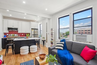527-529 34th St Unit D1, Union City, NJ 07087