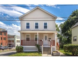 15 Grove St, Melrose, MA 02176