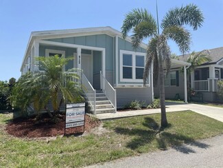 912 Freeport Ave Unit 201, Venice, FL 34285