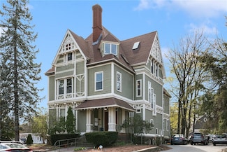 87 Cooke St Unit 2, Providence, RI 02906