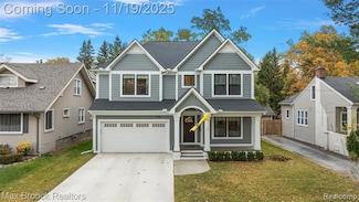419 Parkdale Ave, Royal Oak, MI 48073