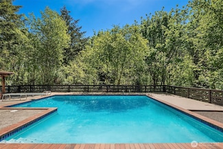 16521 NE 1st Place, Bellevue, WA 98008