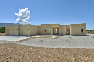 7 Mimbres Ct, Placitas, NM 87043