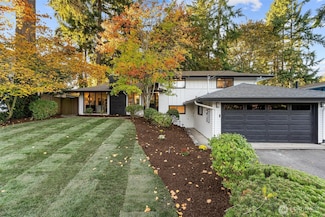 2133 170th Ave NE, Bellevue, WA 98008