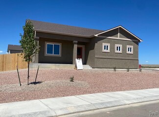 6209 Sawyer Ridge Dr, Pueblo, CO 81008