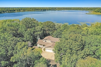 27858 Nathan Ln, Lindstrom, MN 55045