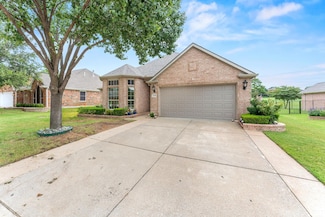 6209 Pine Hills Ln, Denton, TX 76210