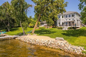 248 Shorewood Dr, Detroit Lakes, MN 56501