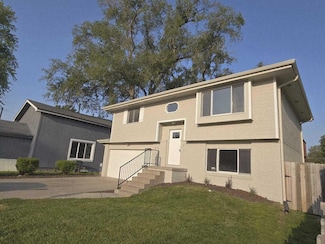 1816 S 10th St, Council Bluffs, IA 51501