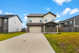 1984 Sydney Louise Dr, Clarksville, TN 37042