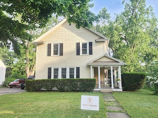 1908 Lakeway Ave, Kalamazoo, MI 49001