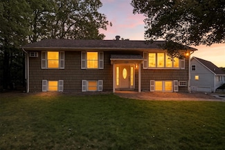 135 Lake Shore Dr E, Rock Hill, NY 12775