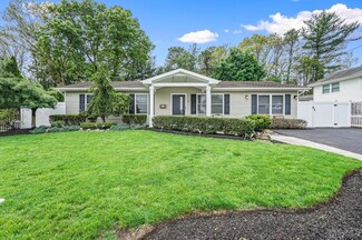 4 Sheffield Ave, Monroe Township, NJ 08831