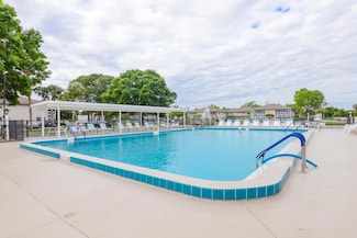 3 Lake Vista Trail Unit 106, Port Saint Lucie, FL 34952