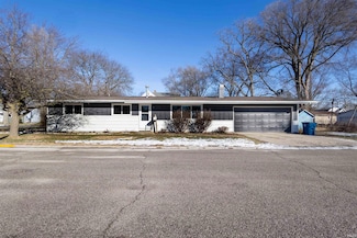 527 W Arnold St, Bluffton, IN 46714