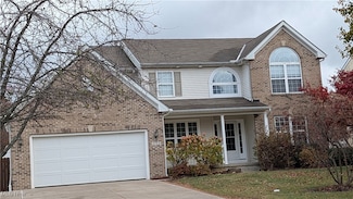 3768 Martins Run Dr, Lorain, OH 44053