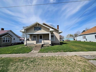 1109 8th St, Lawrenceville, IL 62439