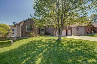 2682 W Arlington St, Springfield, MO 65810