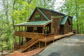 3050 Headrick Dr, Sevierville, TN 37862
