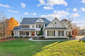 1351 Lindsey Rd, New Castle, PA 16105