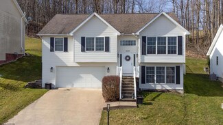 426 December Ln, Morgantown, WV 26508