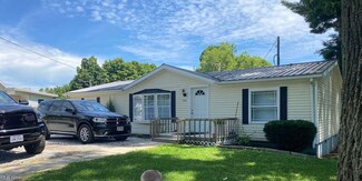 240 S Water St, Killbuck, OH 44637