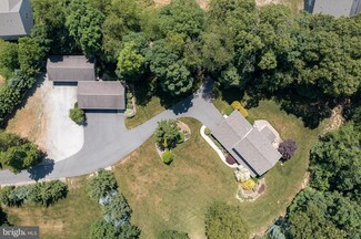200 Sunbury Way, Red Lion, PA 17356